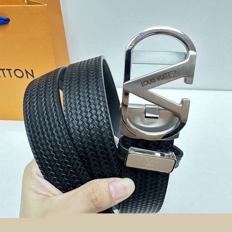l**is V*t*n belts